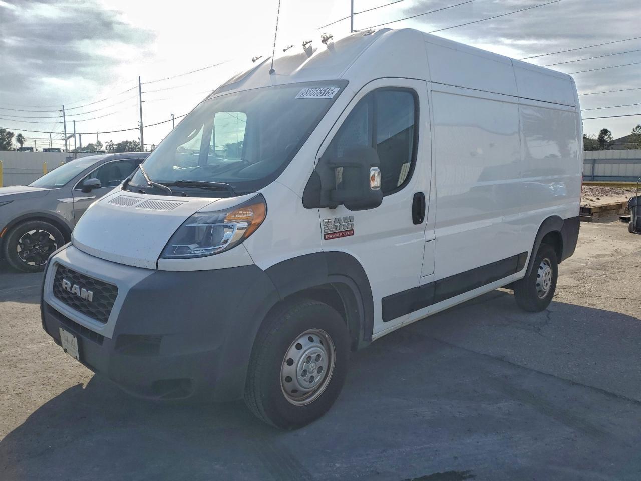 2019 Ram Promaster VIN 3C6TRVCG5KE562891 photo 1