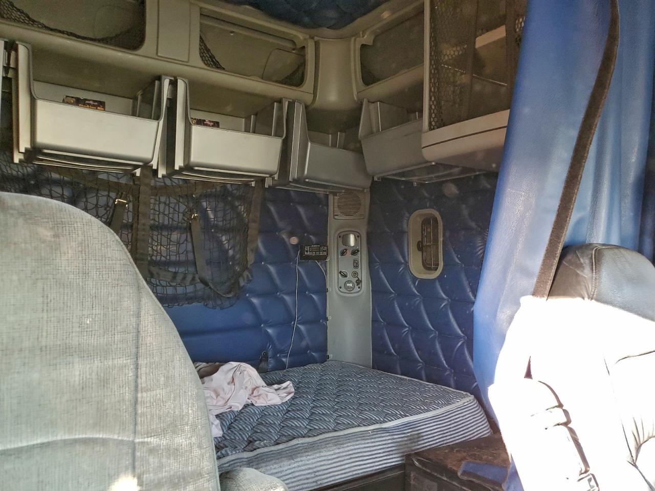 2009 FREIGHTLINER All other VIN 1FUJA6CK69LAD3105 photo 6