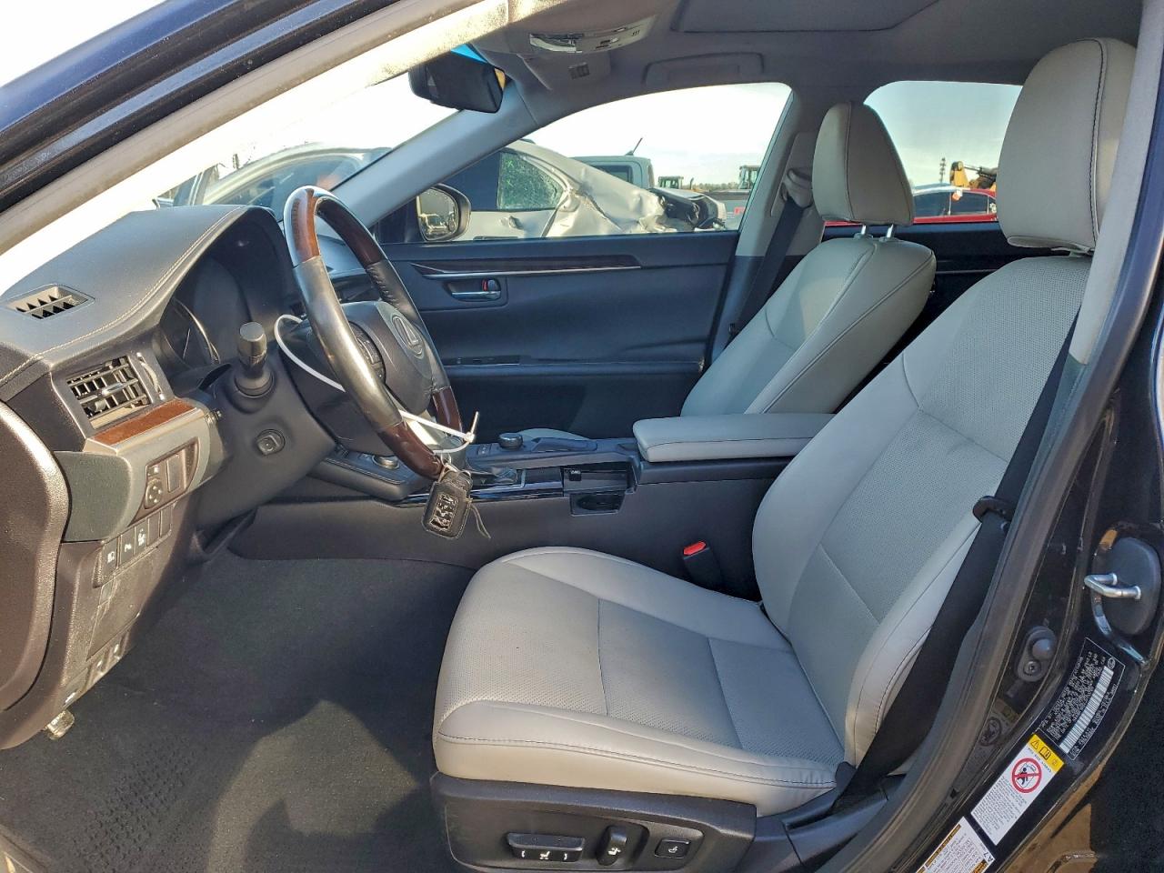 2018 Lexus ES350 VIN 58ABK1GGXJU113769 photo 7
