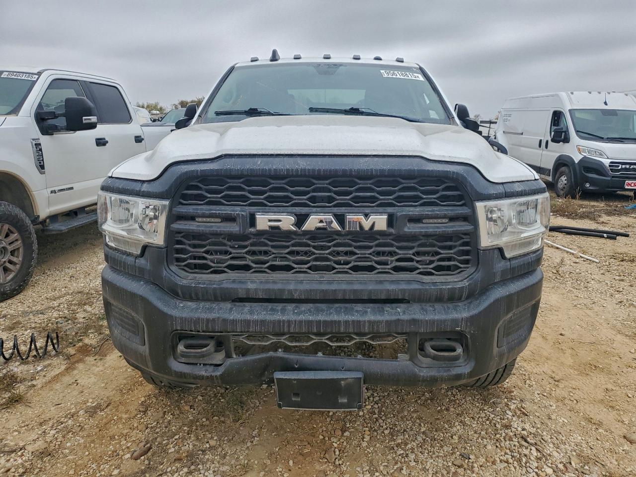 2020 Ram 2500 VIN 3C6UR5HJ0LG111432 photo 5