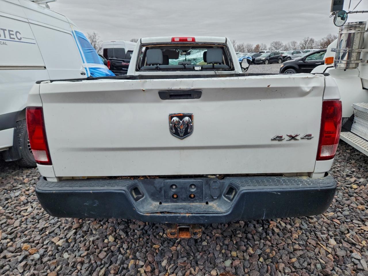 2013 Ram All models VIN 3C63RRGL2DG556083 photo 6