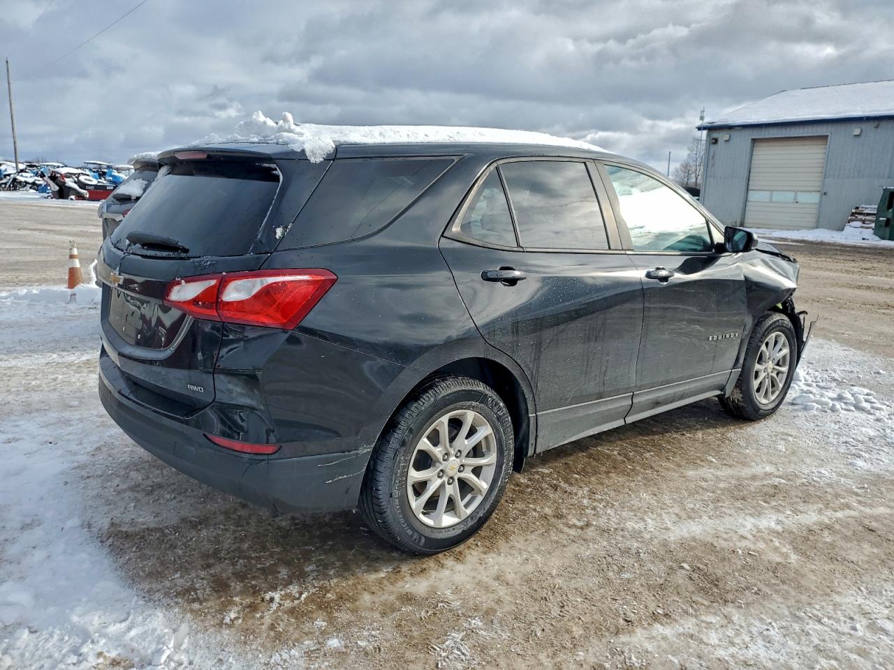 2020 Chevrolet Equinox VIN 2GNAXSEV6L6251446 photo 3