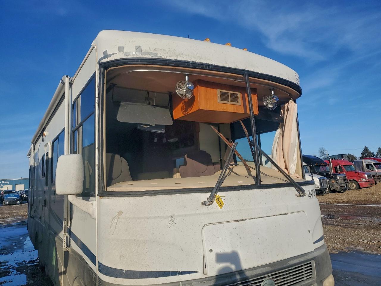 2008 WORKHORSE Motorhome VIN 5B4LPE7G283431643 photo 9