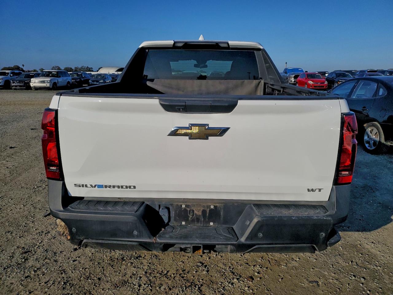 2024 Chevrolet All models VIN 1GC10UED2RU200455 photo 6