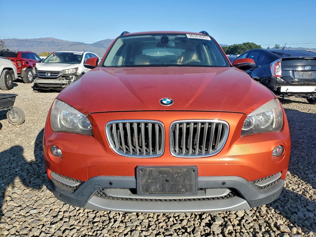 2013 BMW X1 VIN WBAVM1C54DVW42511 photo 5