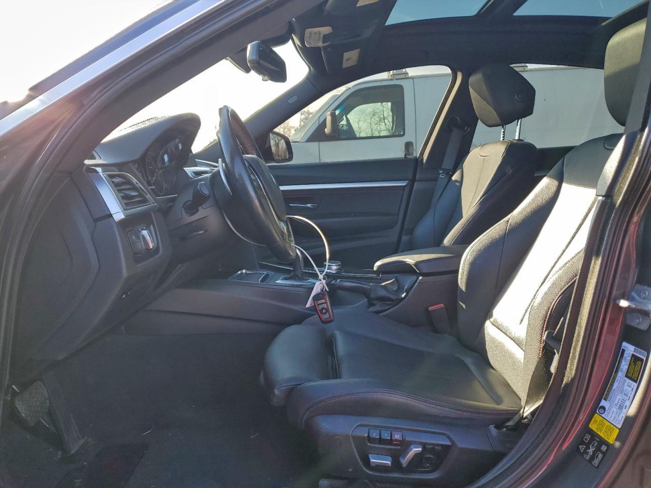 2018 BMW 3 series VIN WBA8Z9C53JB219705 photo 7