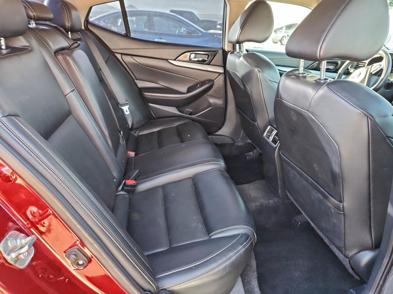 2017 Niss Maxima VIN 1N4AA6AP8HC441648 photo 10