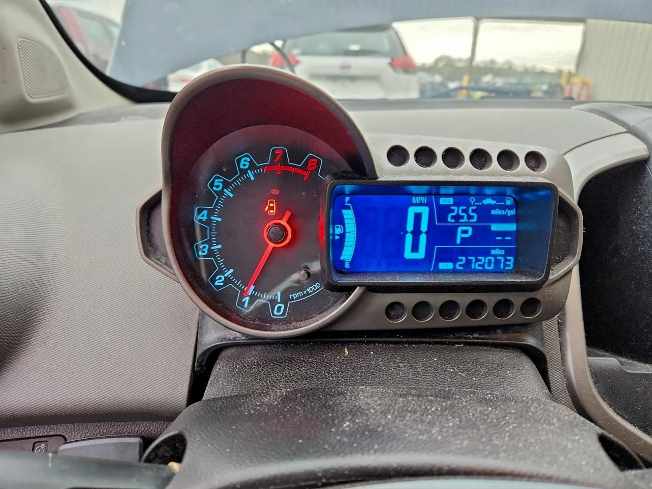 2016 Chevrolet SONIC VIN 1G1JC6SH2G4133954 photo 9