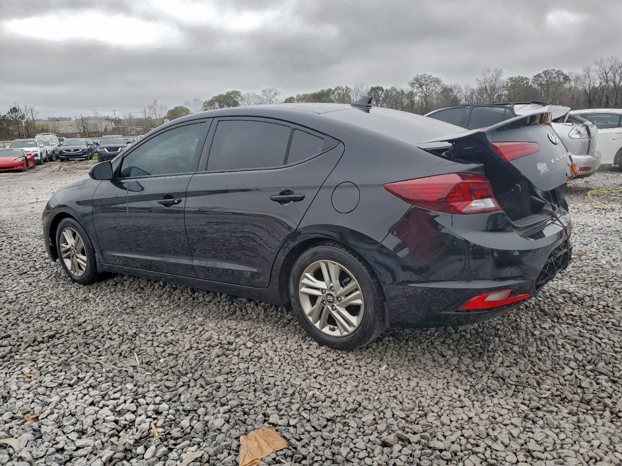 2019 Hyundai Elantra VIN 5NPD84LF9KH439110 photo 2