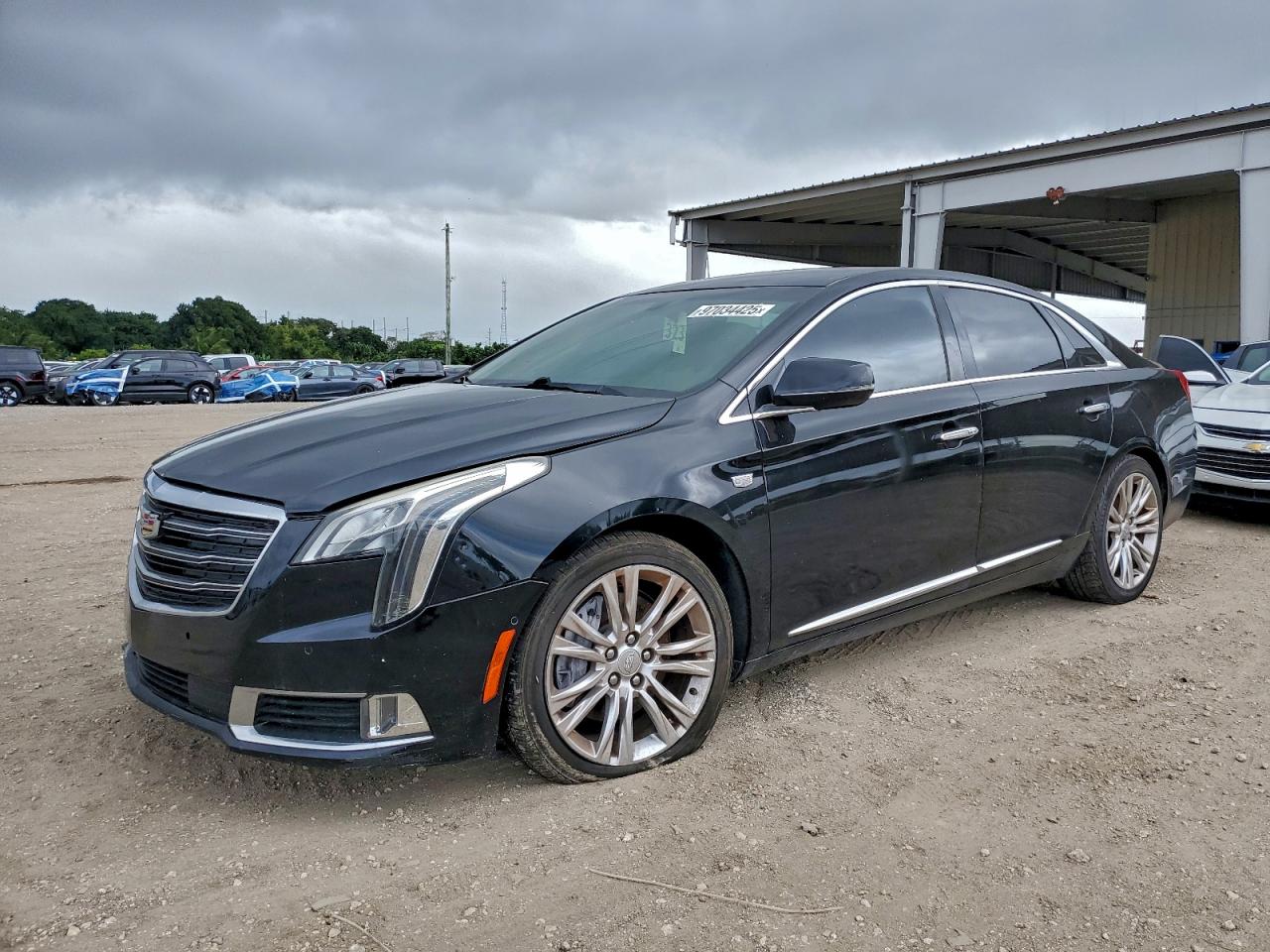 2018 Cadillac Xts VIN 2G61M5S35J9135109 photo 1
