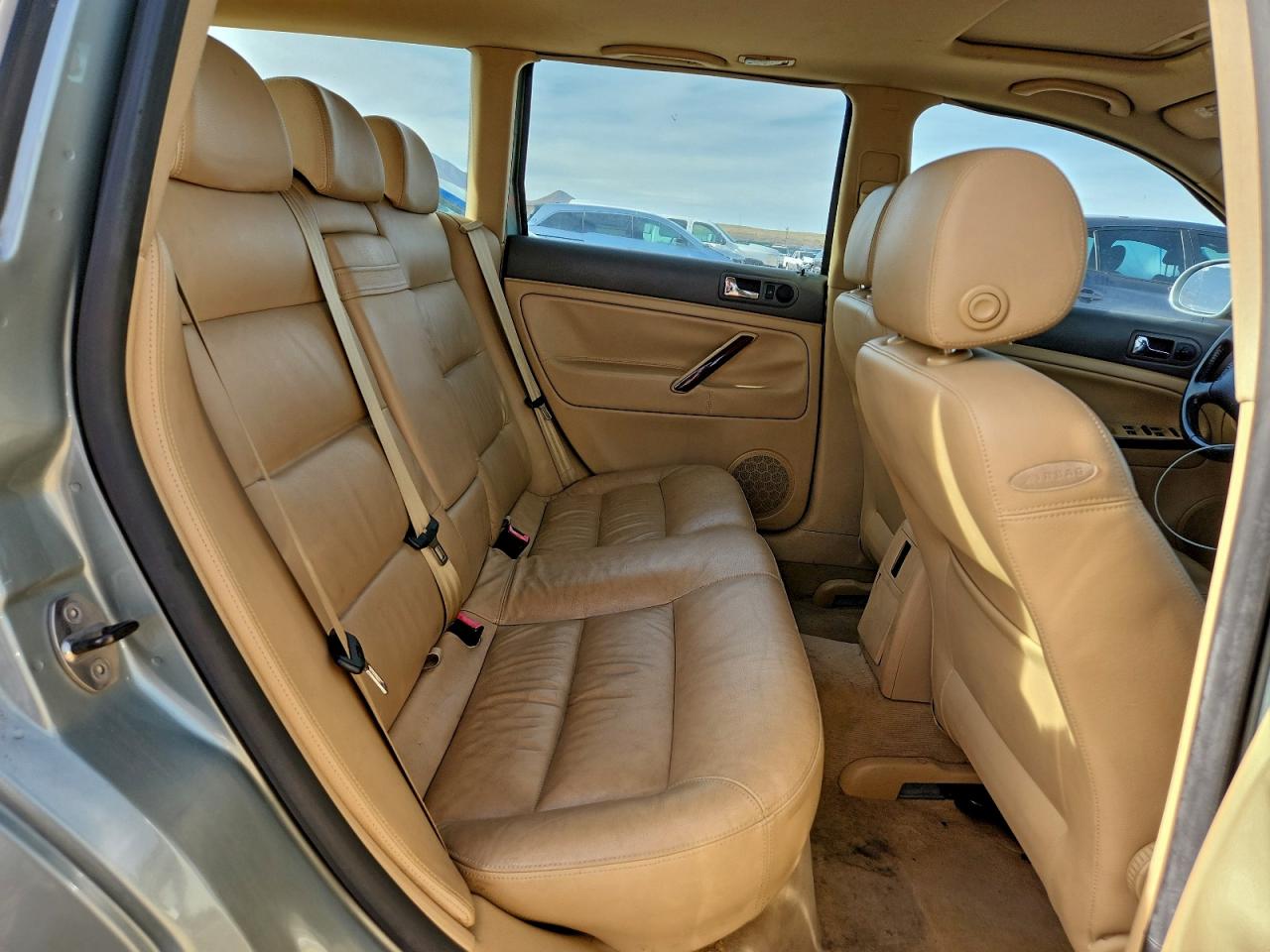 2005 Volkswagen Passat VIN WVWYU63B15E106877 photo 10