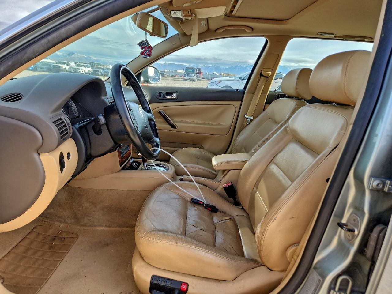 2005 Volkswagen Passat VIN WVWYU63B15E106877 photo 7