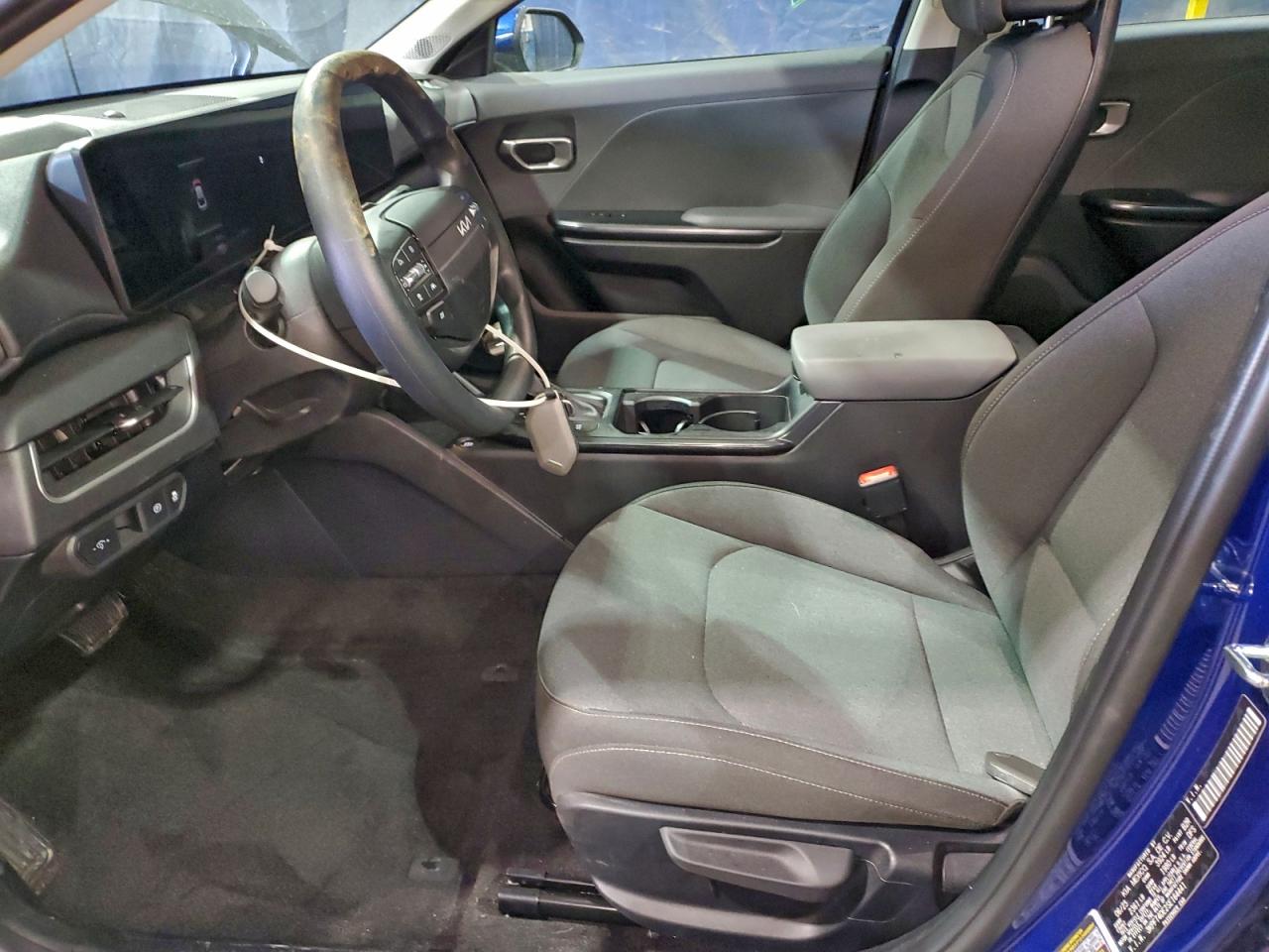 2025 Kia All other VIN 3KPFT4DE2SE164441 photo 7