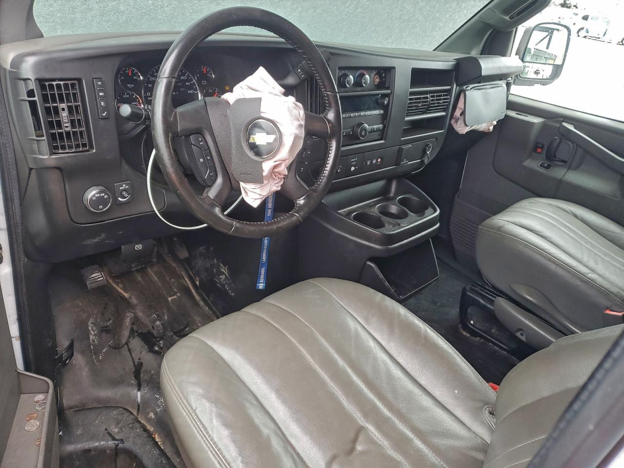 2020 CHEV Express VIN 1GCWGAFP4L1160851 photo 8