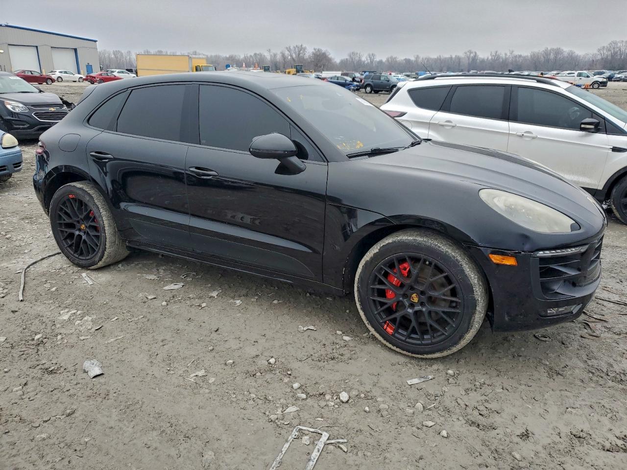 2017 Porsche Macan VIN WP1AG2A56HLB50578 photo 4