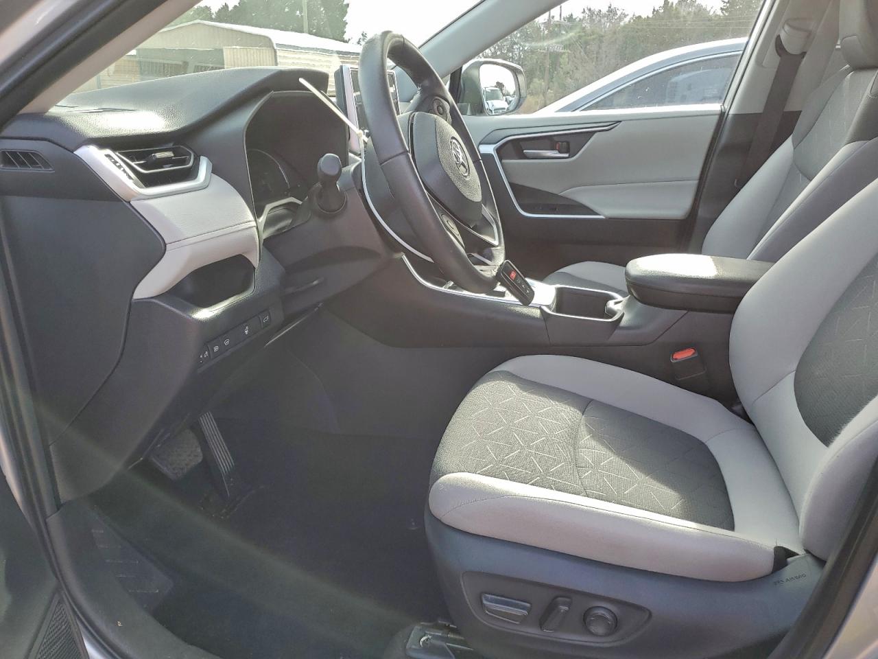 2025 Toyota Rav4 VIN 2T3RWRFV4SW267783 photo 7