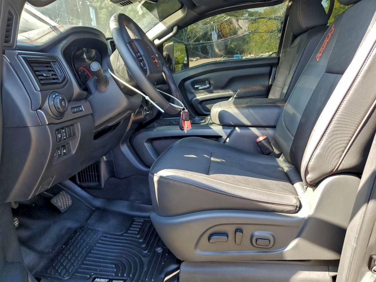 2023 Nissan TITAN VIN 1N6AA1FB9PN114590 photo 7