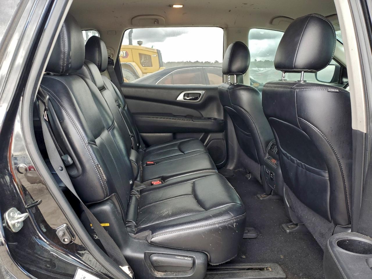 2019 Nissan Pathfinder VIN 5N1DR2MN5KC605783 photo 10