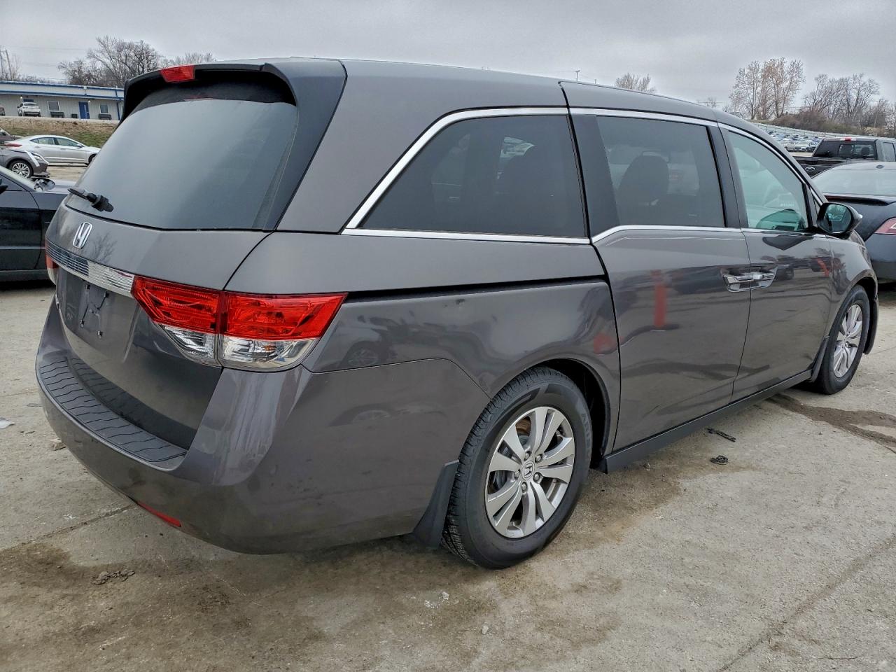 2016 Honda All models VIN 5FNRL5H67GB138473 photo 3