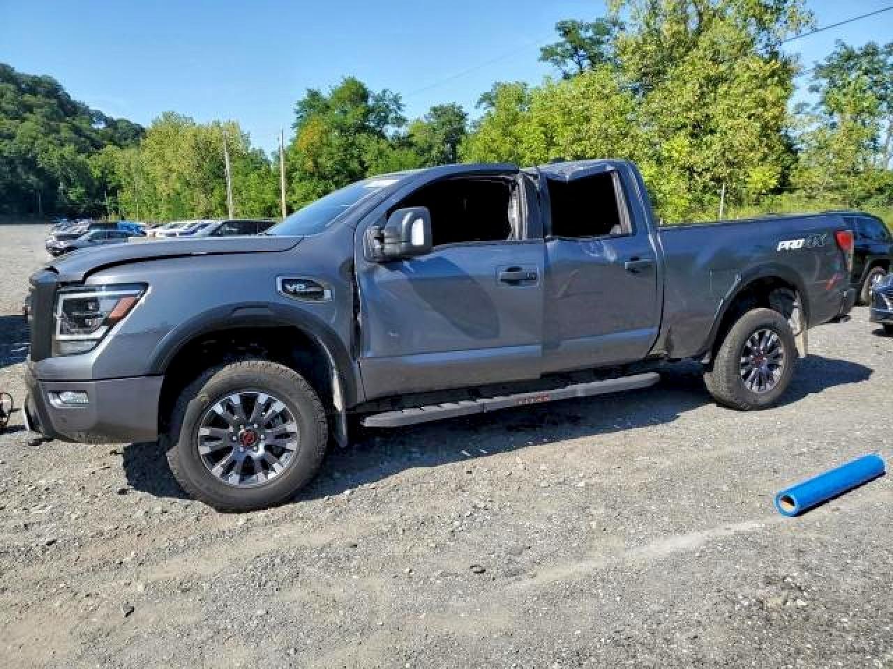2023 Nissan TITAN VIN 1N6AA1FB9PN114590 photo 1