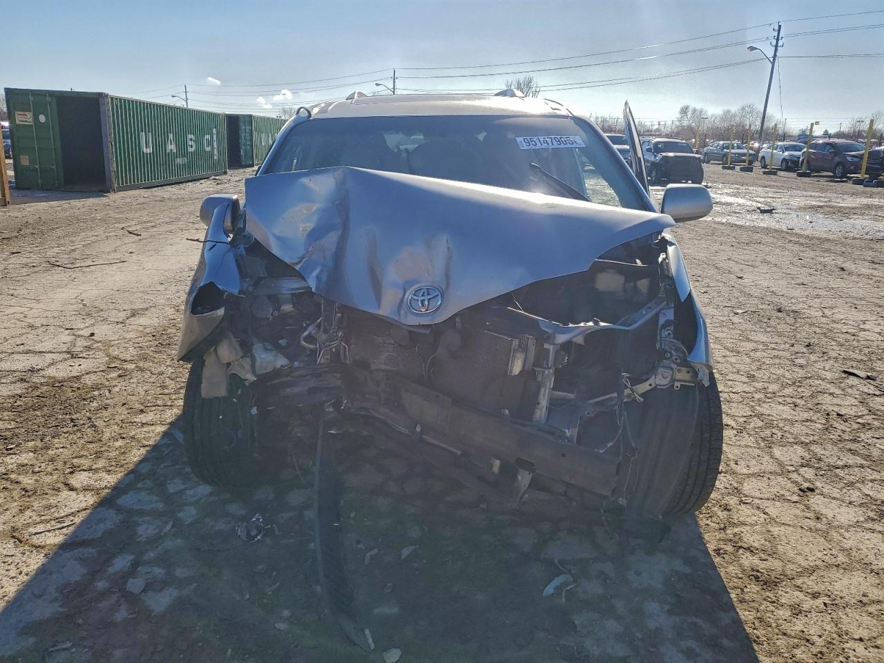 2013 Toyota All models VIN 5TDYK3DC7DS356550 photo 5