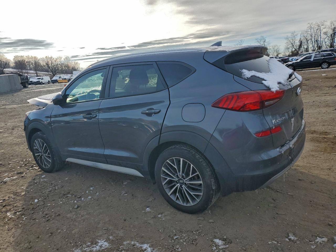 2019 Hyundai Tucson VIN KM8J3CAL5KU931736 photo 2