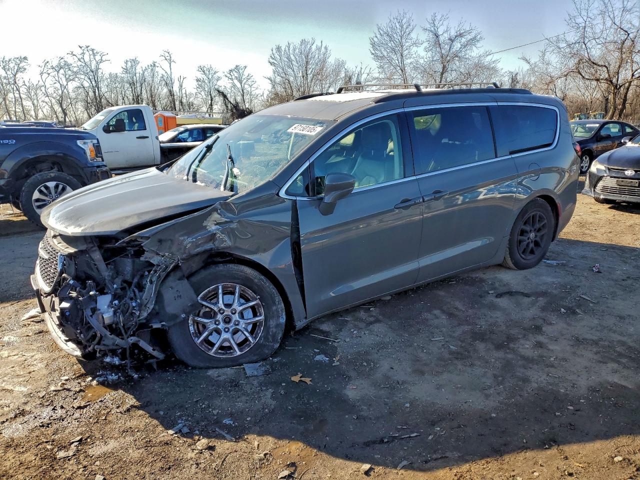 2022 Chrysler Pacifica VIN 2C4RC1BG2NR169500 photo 1