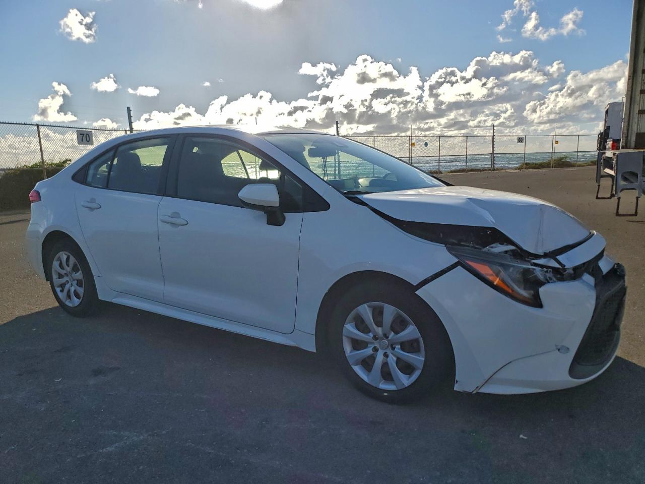 2020 Toyota Corolla VIN JTDEPRAE7LJ081450 photo 4