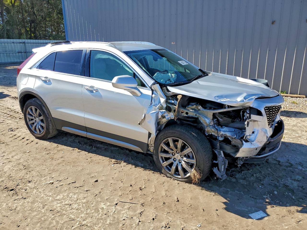 2020 Cadillac Xt4 VIN 1GYFZCR47LF057069 photo 4