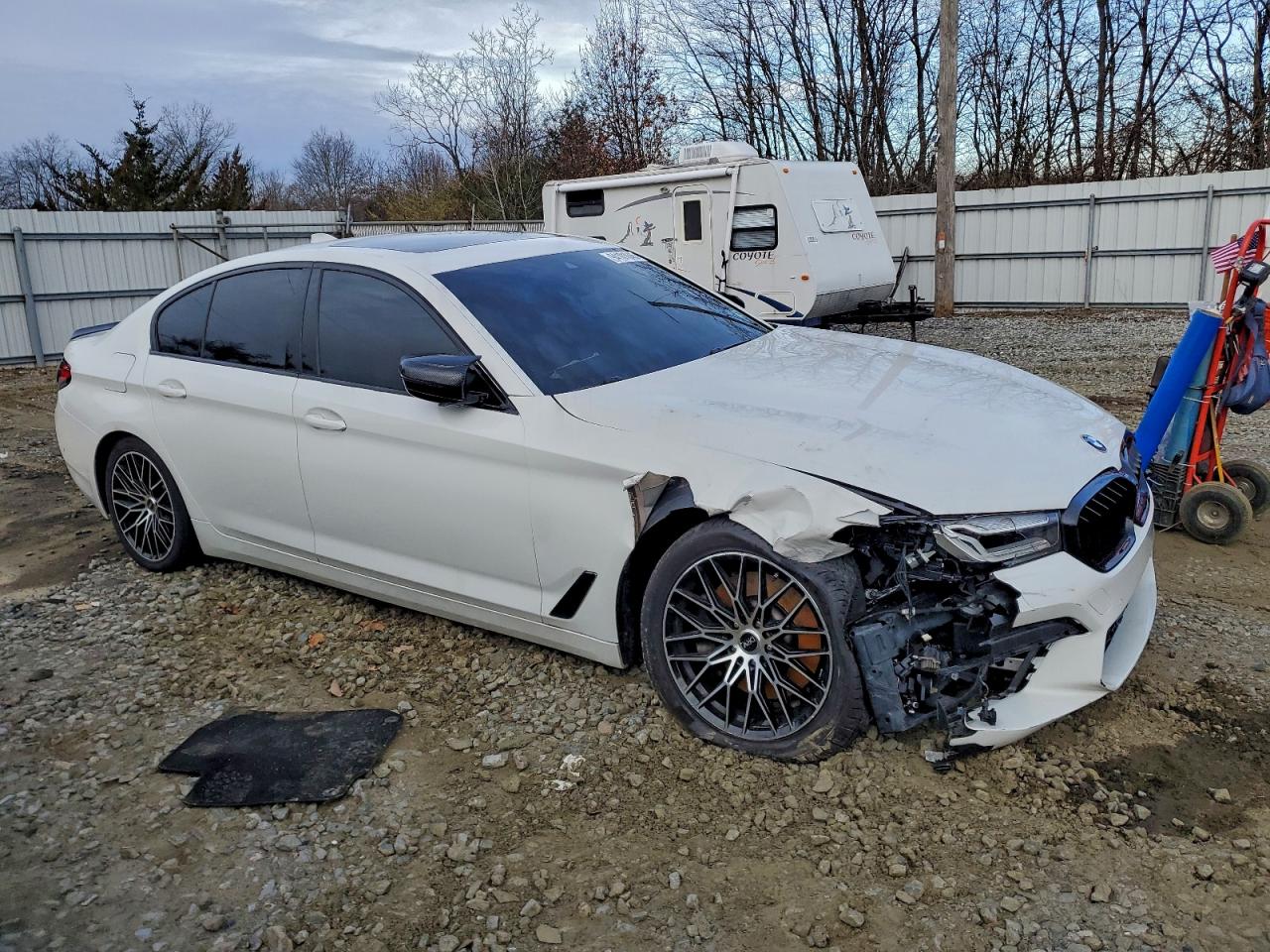 2021 BMW 5 series VIN WBA13BJ08MCF71147 photo 4