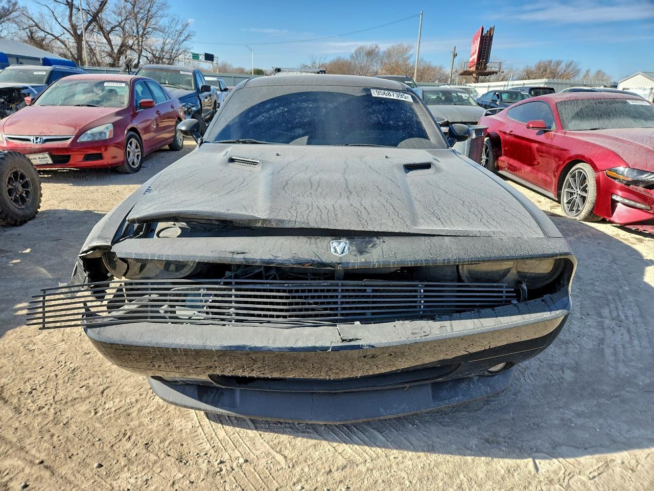 2010 Dodge Challenger VIN 2B3CJ7DWXAH109274 photo 5