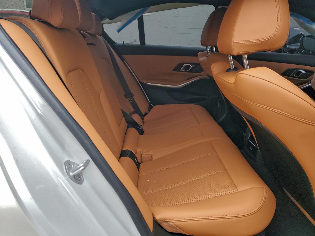 2024 BMW 3 series VIN 3MW89FF06R8E47869 photo 10