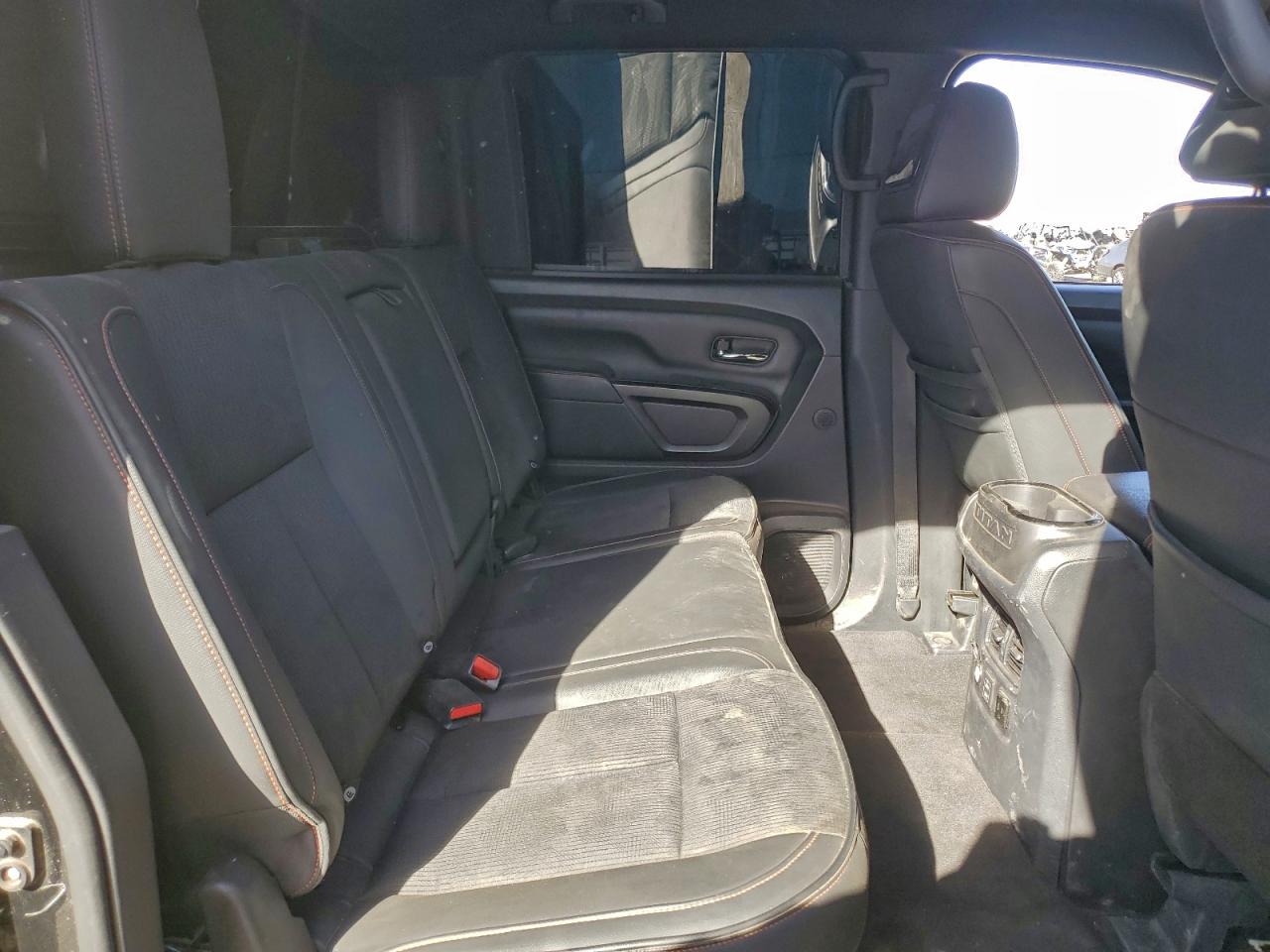 2021 NISS Titan VIN 1N6AA1FB1MN504174 photo 10