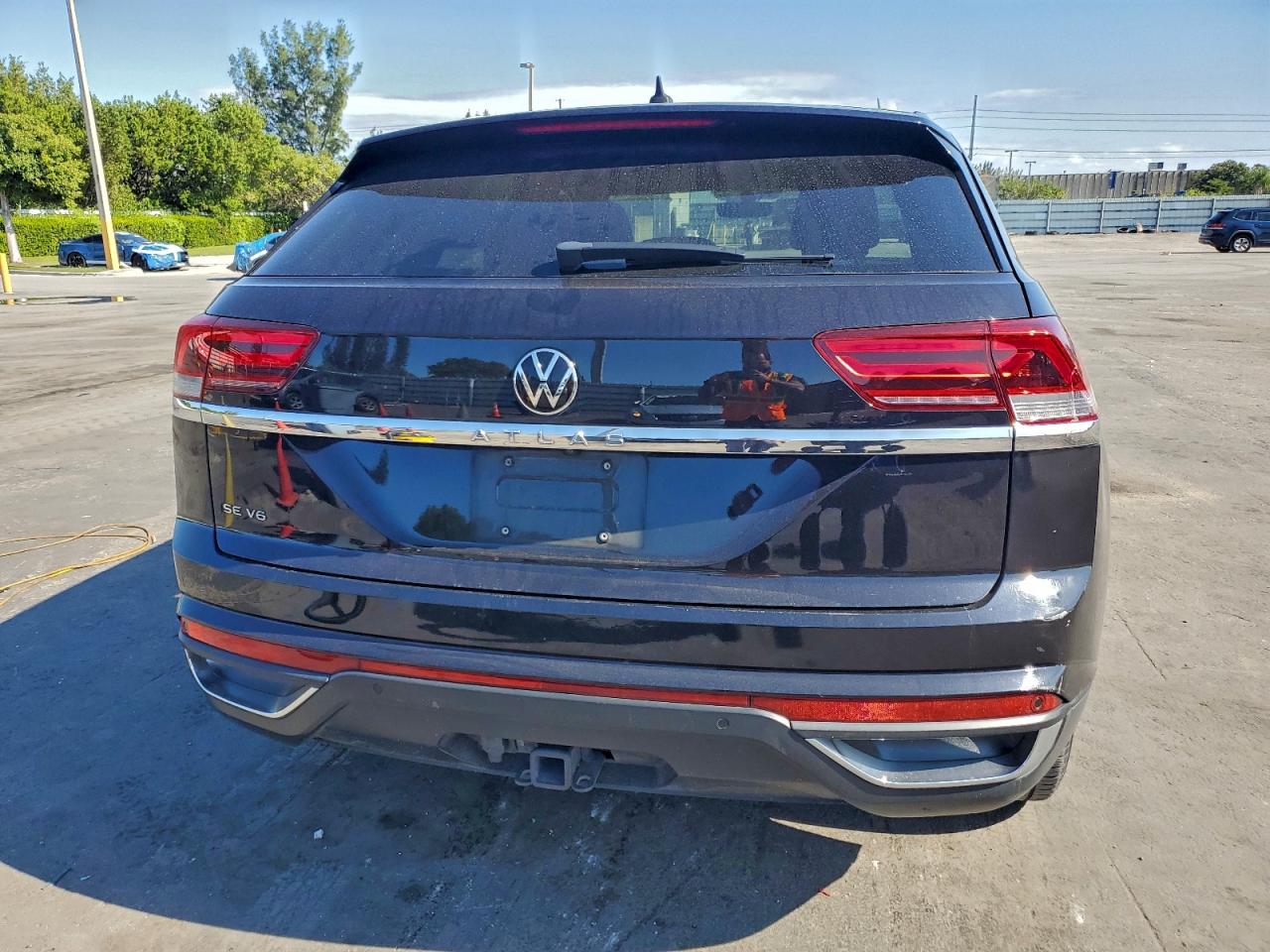 2022 Volkswagen Atlas VIN 1V2JE2CA7NC201999 photo 6