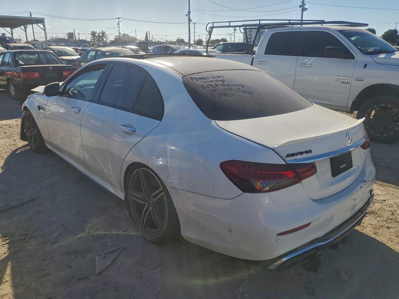 2021 Mercedes-Benz E-class VIN W1KZF8KB2MA887187 photo 2