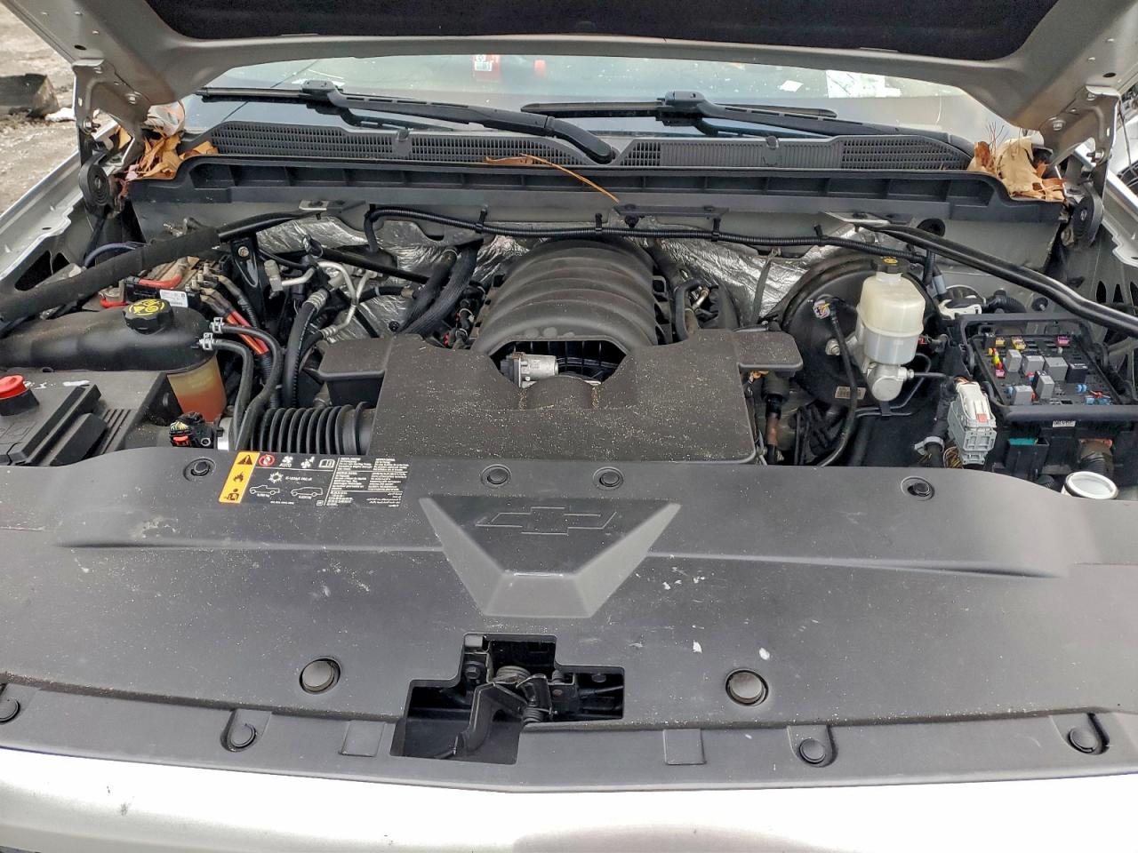 2018 Chevrolet All models VIN 3GCUKREC4JG318879 photo 11