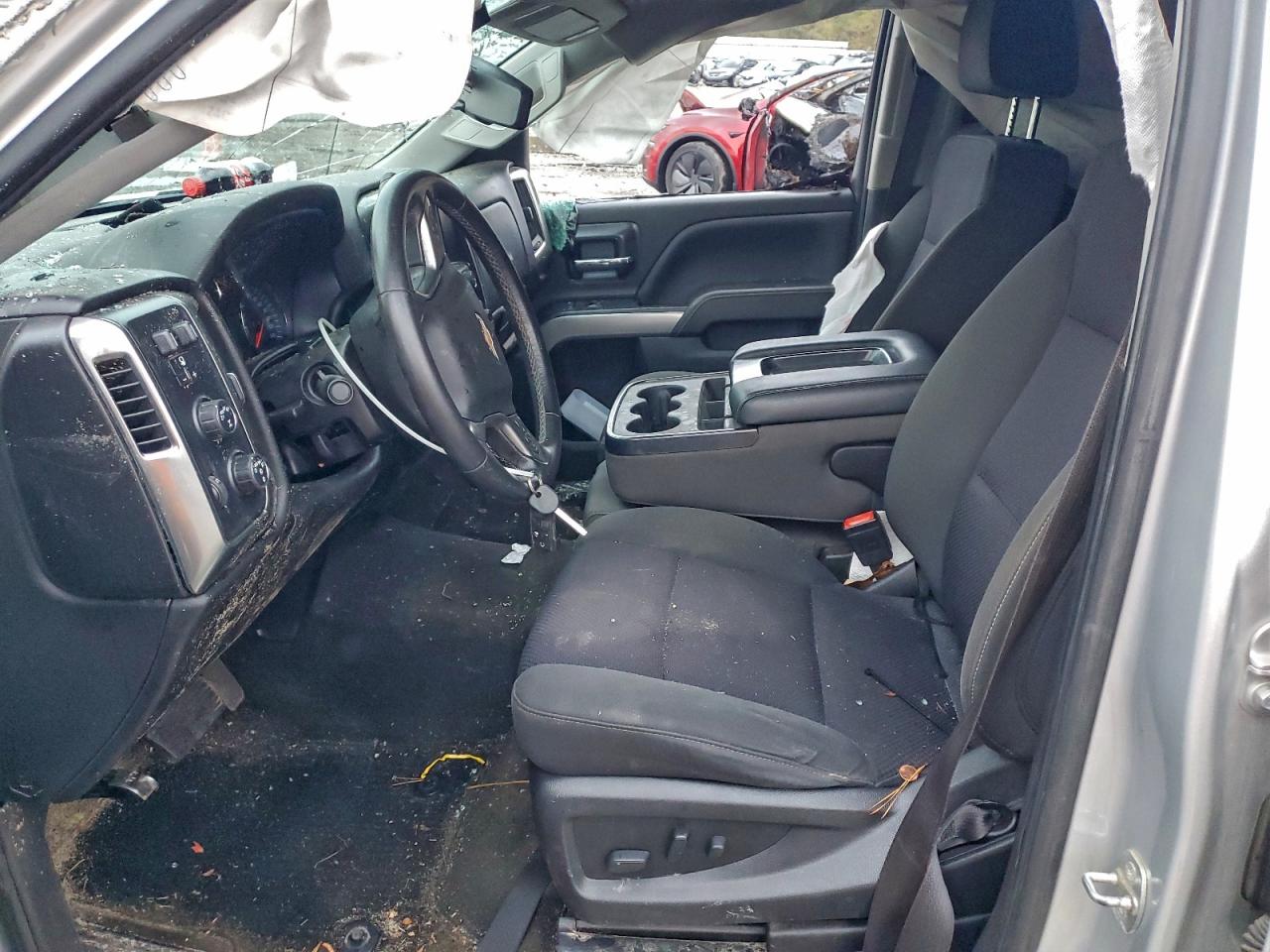 2018 Chevrolet All models VIN 3GCUKREC4JG318879 photo 7