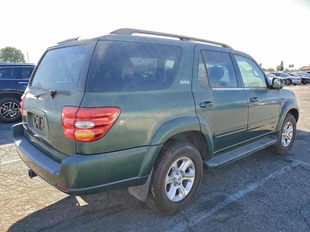 2001 Toyota Sequoia VIN 5TDZT34A61S033215 photo 3