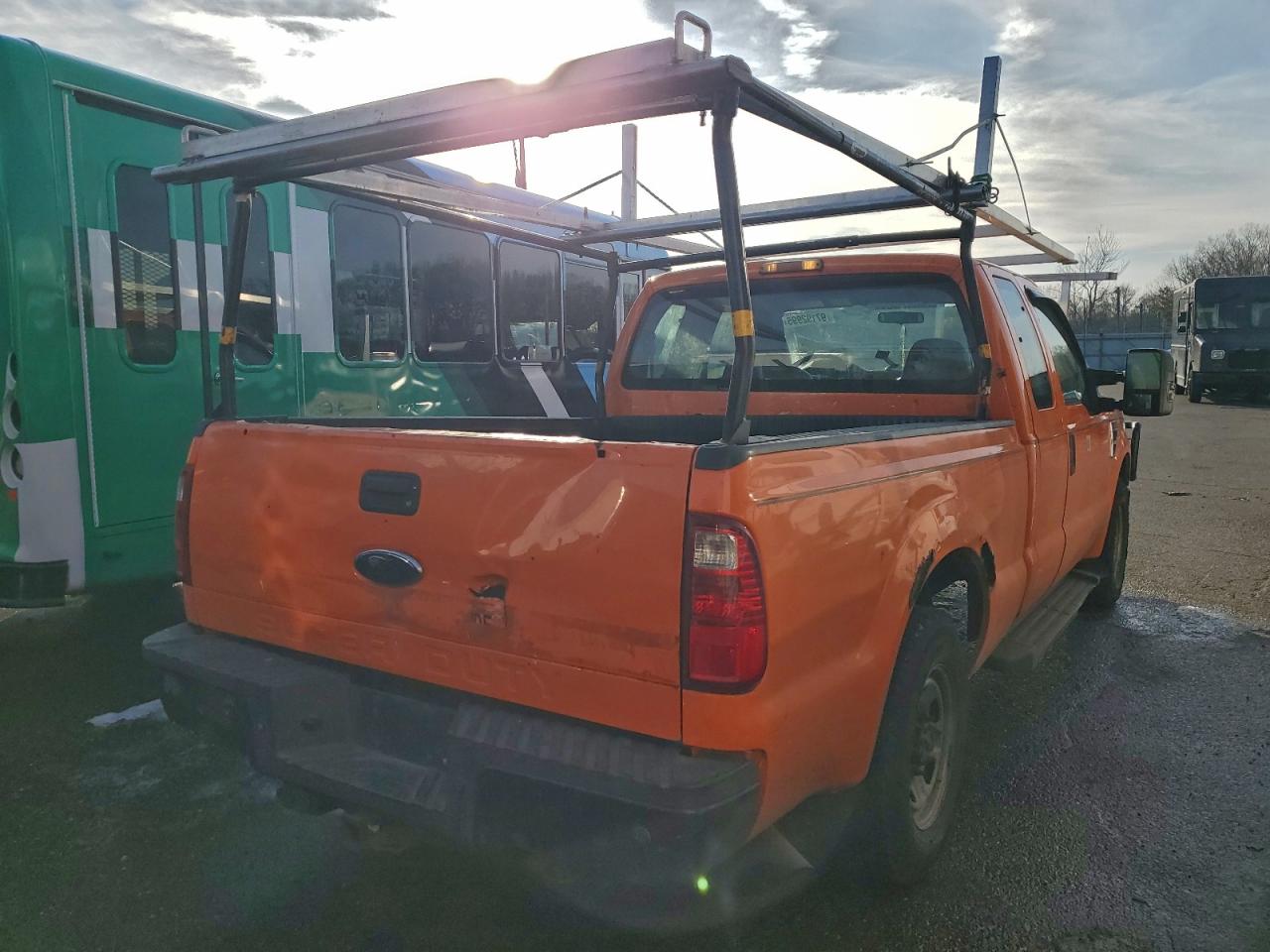 2009 Ford F350 VIN 1FTWX30519EA16324 photo 3