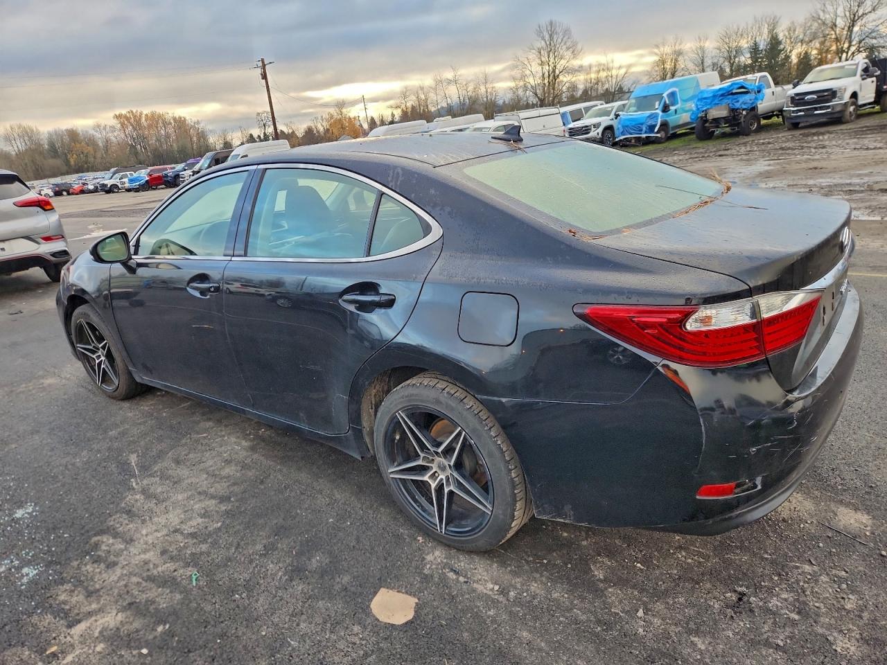 2013 Lexus ES350 VIN JTHBK1GG9D2081729 photo 2