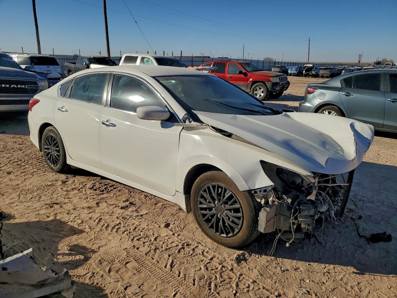 2018 NISS Altima VIN 1N4AL3AP4JC103033 photo 4