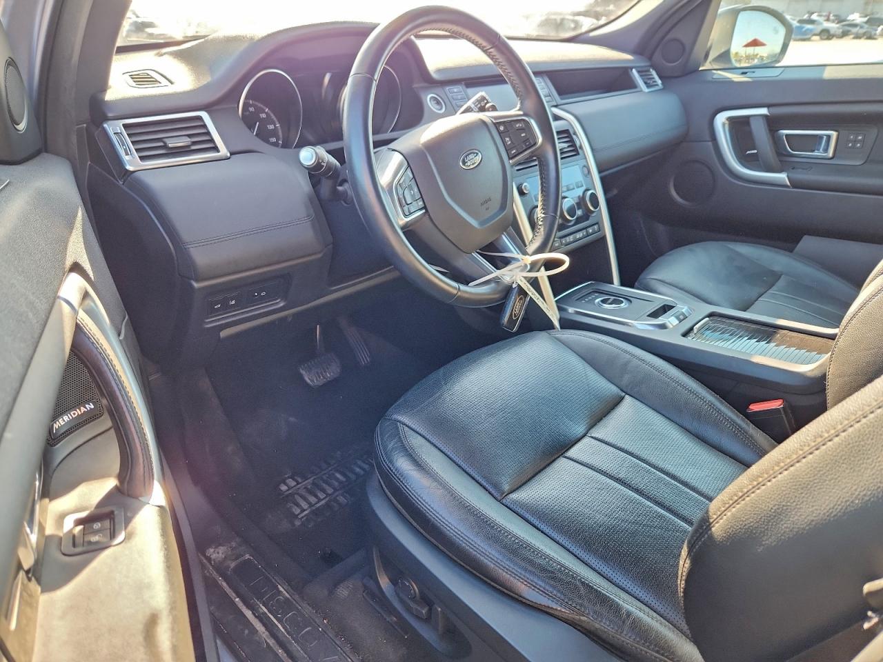 2018 Discovery VIN SALCR2RX3JH766492 photo 8