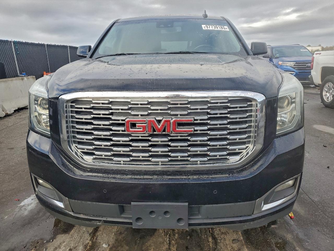 2019 GMC Yukon VIN 1GKS1HKJ1KR380317 photo 5