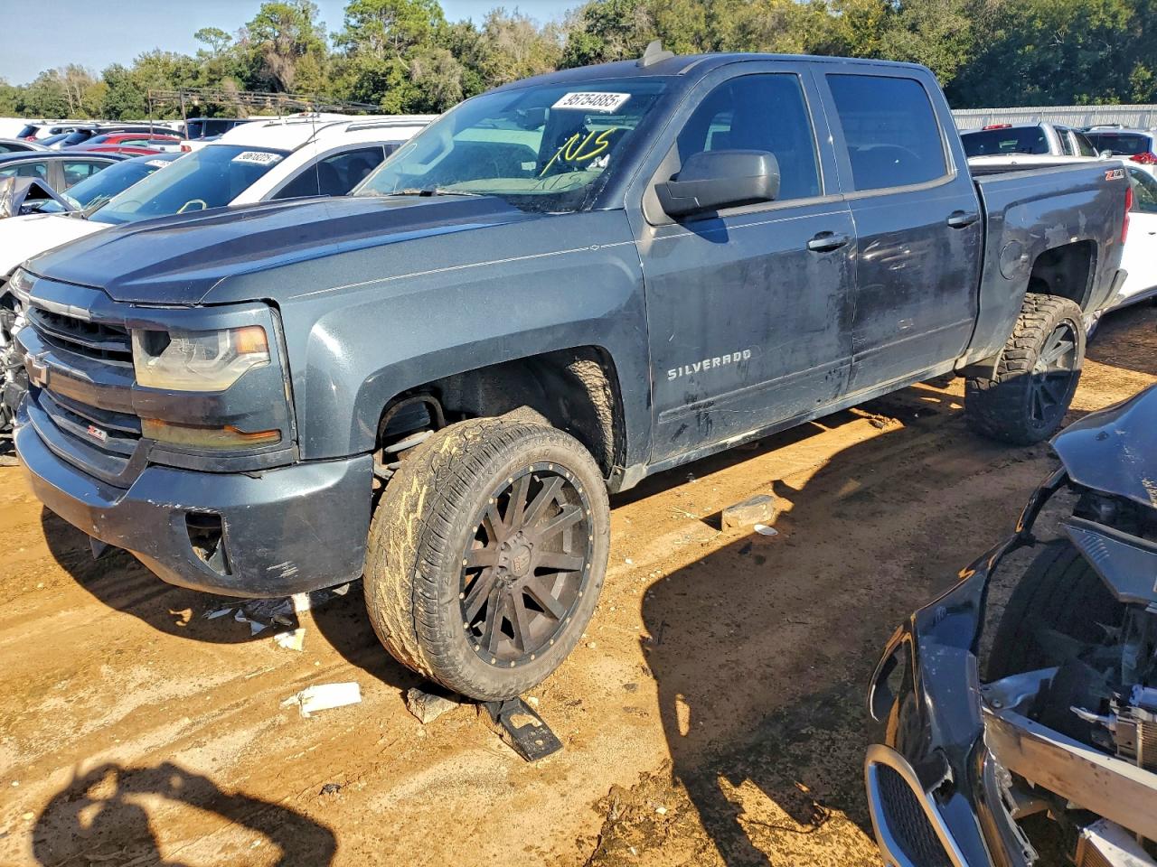 2017 Chevrolet All models VIN 3GCUKREC2HG504057 photo 1