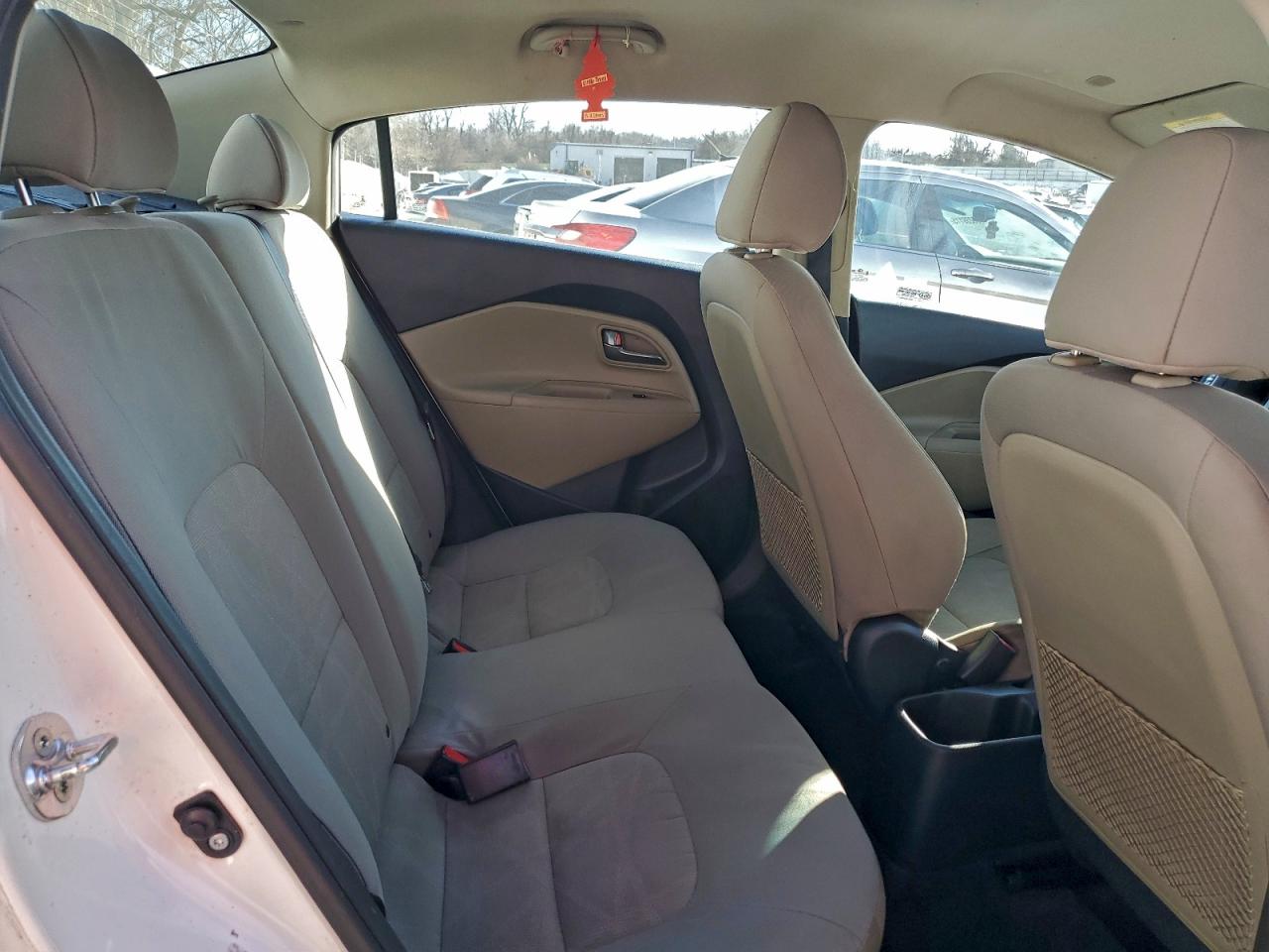 2016 Kia Rio VIN KNADM4A3XG6554334 photo 10