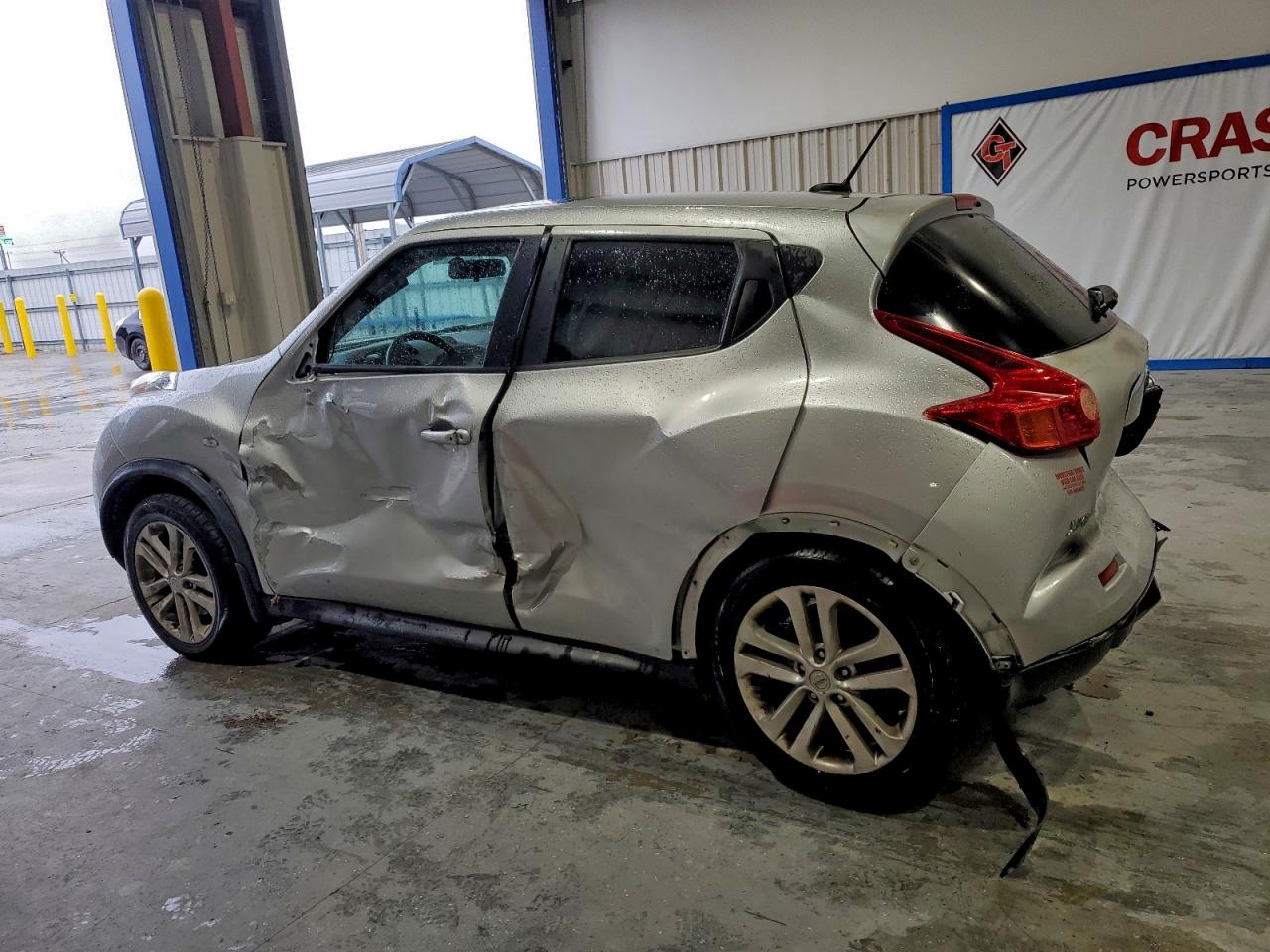 2014 NISS Juke VIN JN8AF5MR1ET357027 photo 2