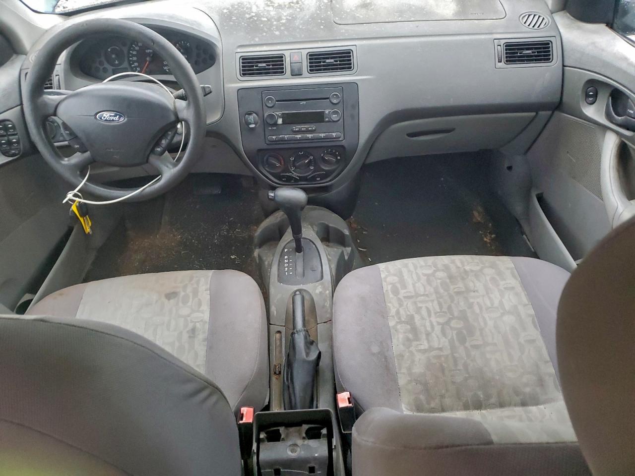 2005 Ford Focus VIN 1FAFP34N25W120776 photo 8