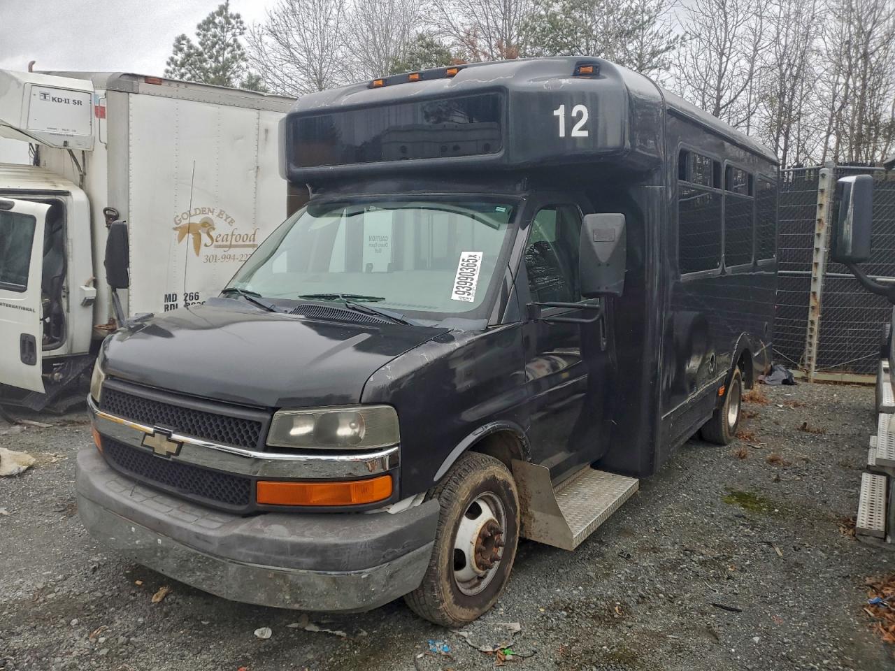2011 CHEVROLET Express VIN 1GB3G3BL7B1180967 photo 2