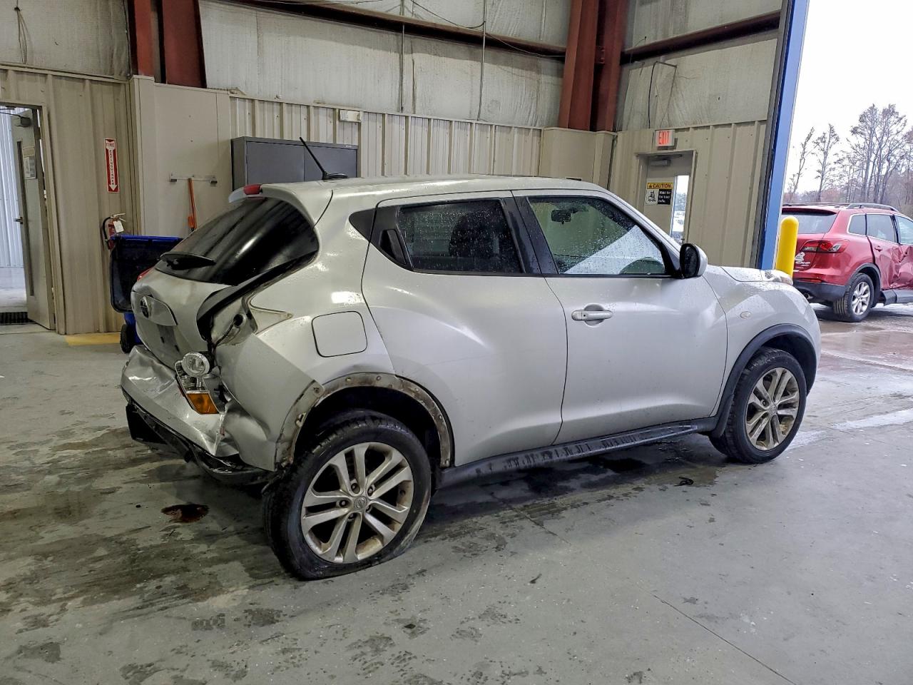 2014 NISS Juke VIN JN8AF5MR1ET357027 photo 3