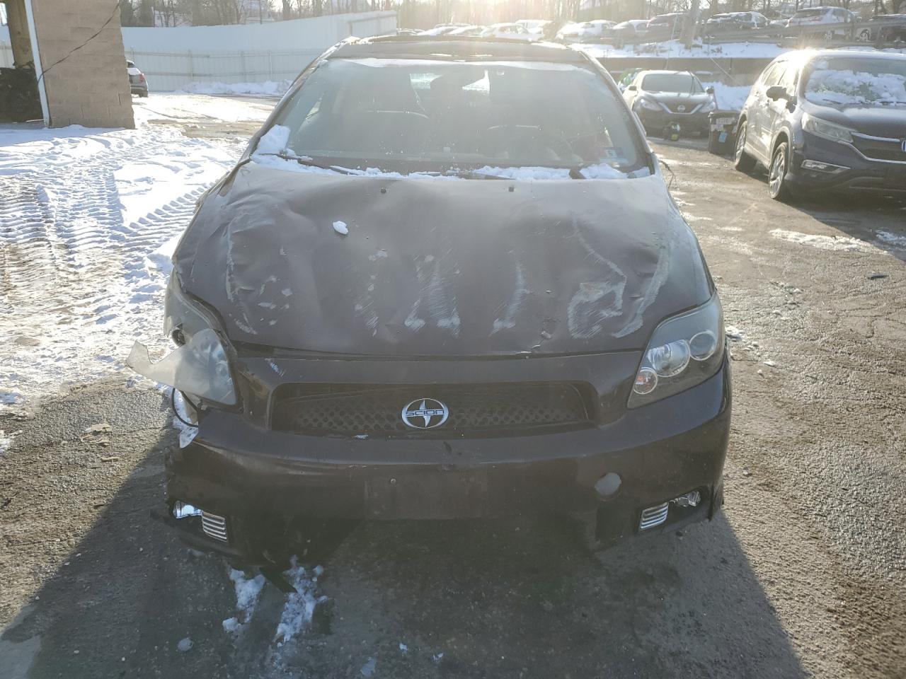 2008 Toyota Scion VIN JTKDE167X80269527 photo 5